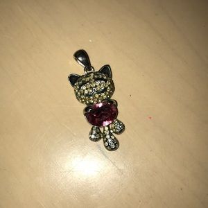 Cute cat pendent (betsey johnson)??